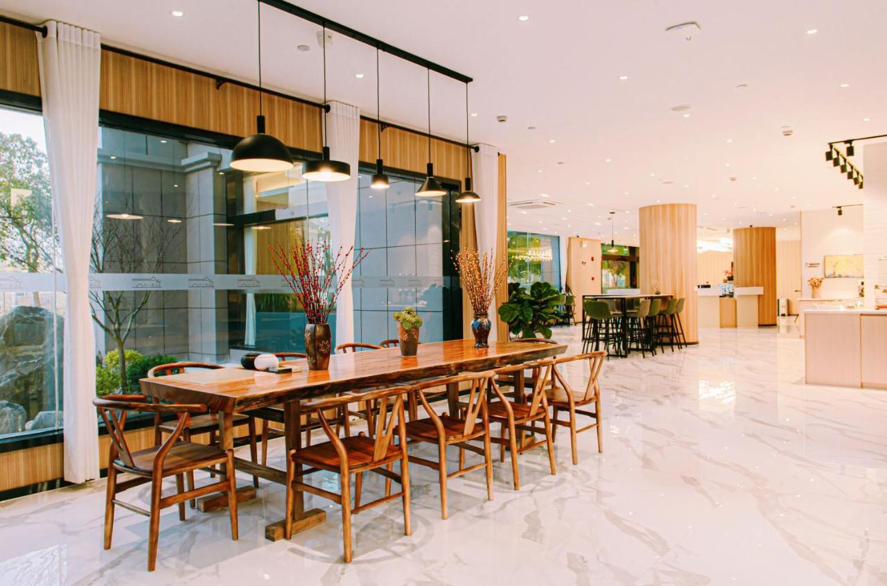 Shanghai Joyful Yard Hotel-Free Shuttle Bus To Pudong Airport And Disneyland Exterior foto