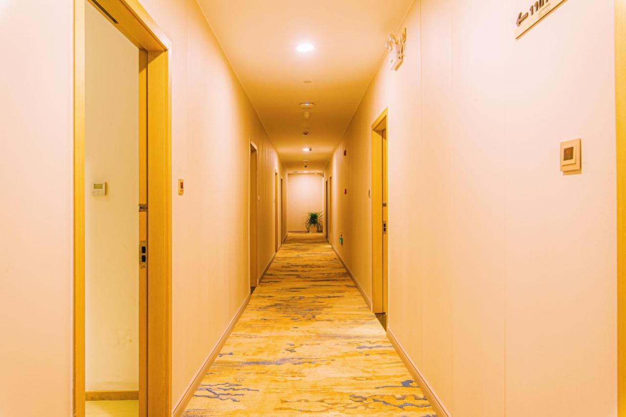 Shanghai Joyful Yard Hotel-Free Shuttle Bus To Pudong Airport And Disneyland Exterior foto