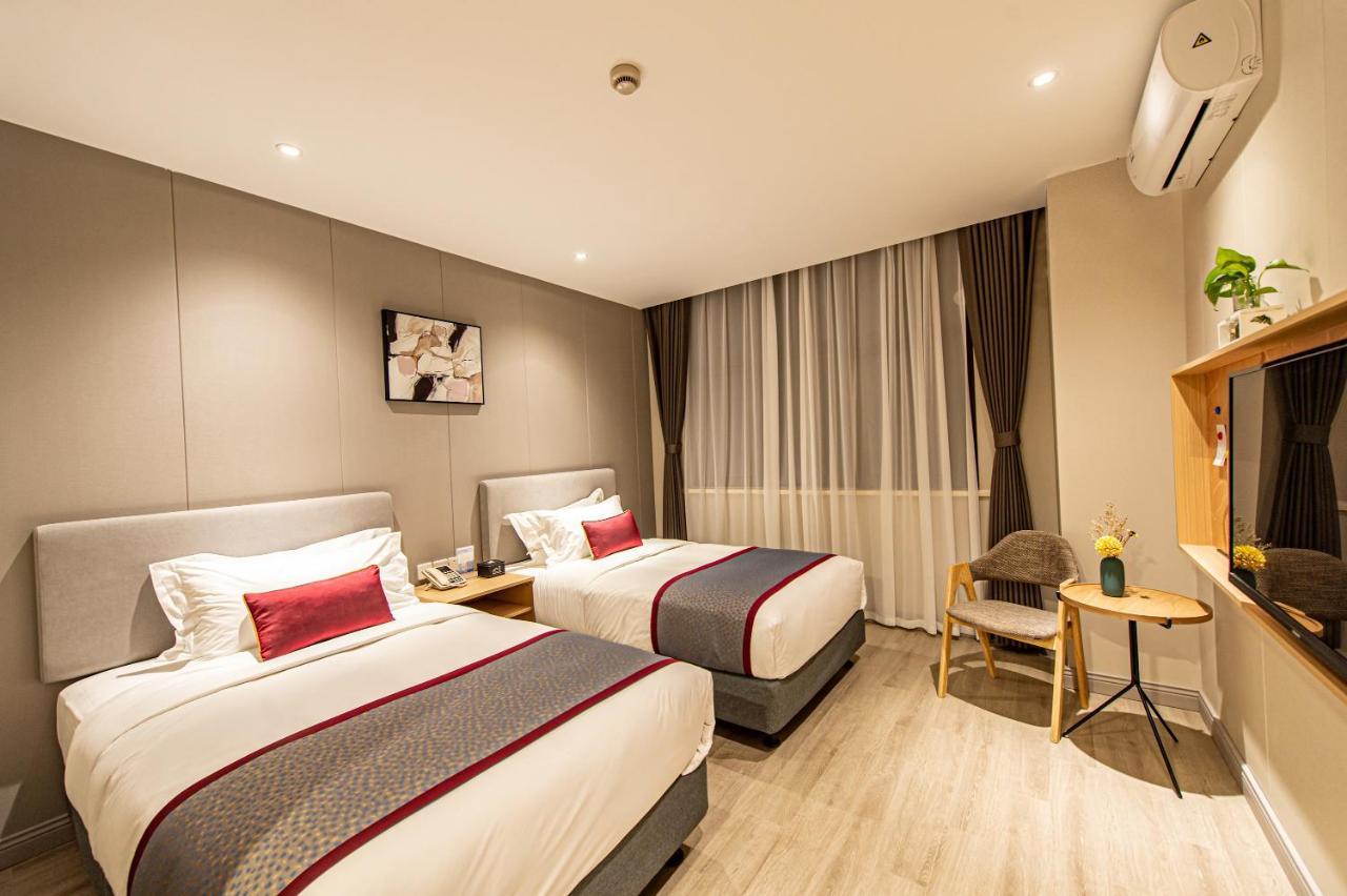 Shanghai Joyful Yard Hotel-Free Shuttle Bus To Pudong Airport And Disneyland Exterior foto