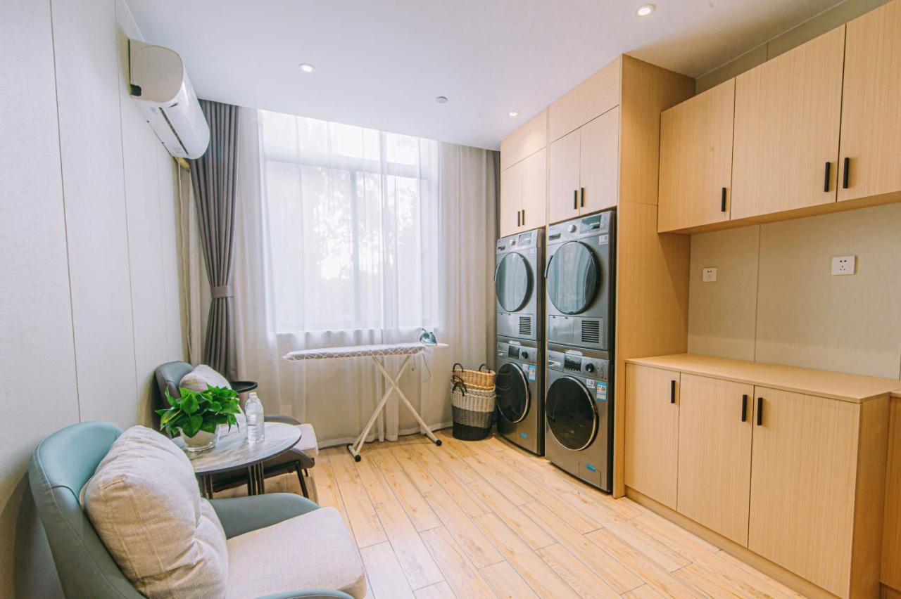 Shanghai Joyful Yard Hotel-Free Shuttle Bus To Pudong Airport And Disneyland Exterior foto