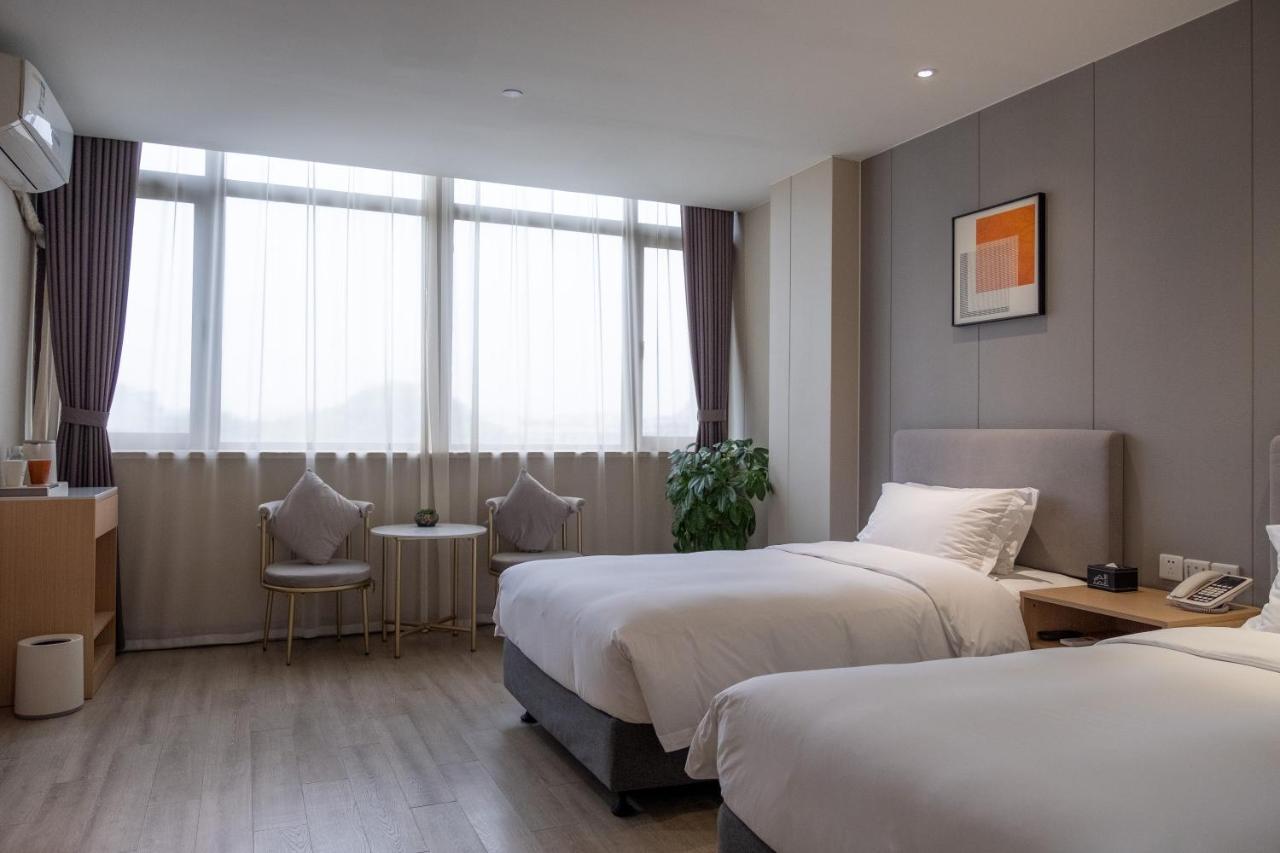 Shanghai Joyful Yard Hotel-Free Shuttle Bus To Pudong Airport And Disneyland Exterior foto